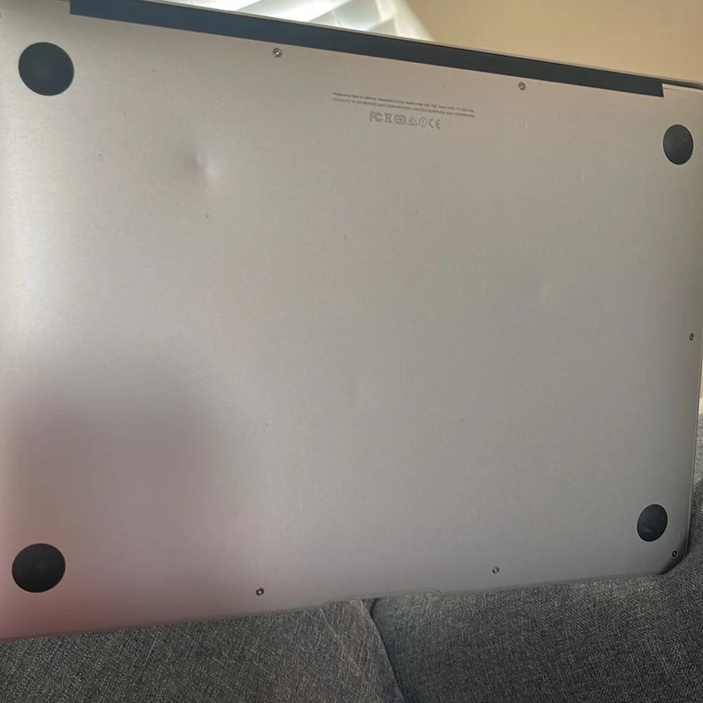 MacBook Air 13”